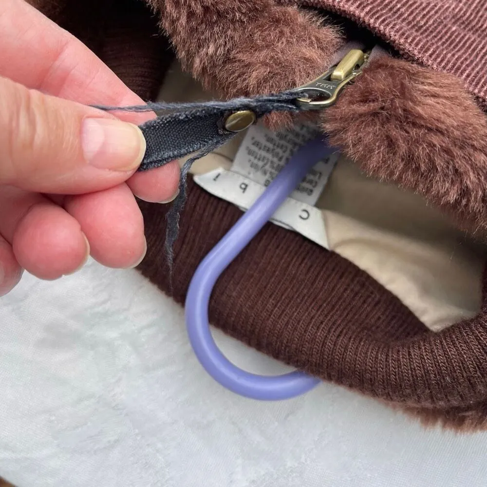 Cabi size L quilted brown vest with sunflower interior - Image 4