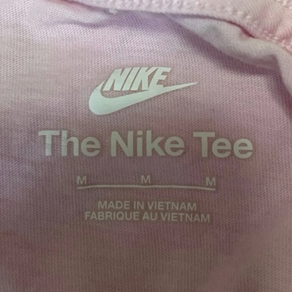Nike Pink Embroidered Logo Crew Neck Athleisure Basic T Shirt Tee Top Size M - Image 4