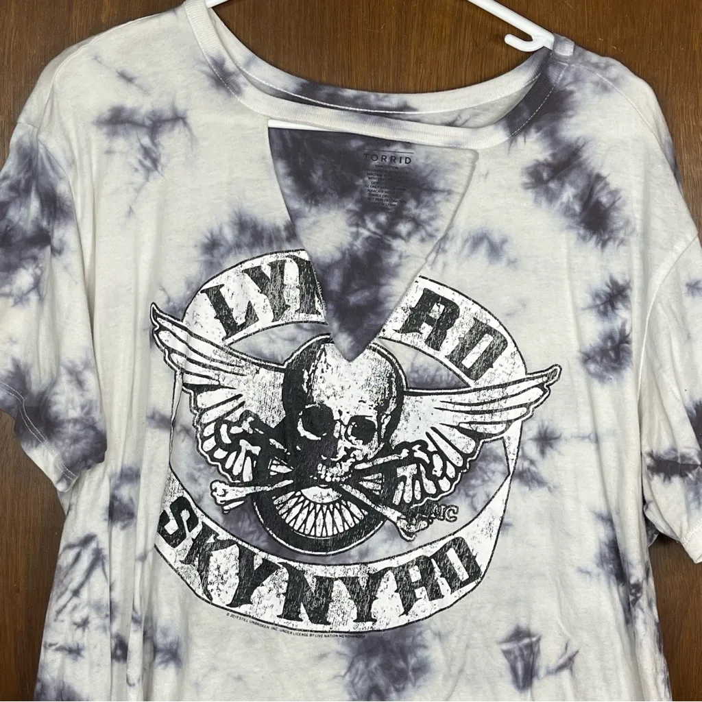 Torrid Relaxed Fit Plus Size Tie-Dye Woman’s Lynyrd Skynyrd Band Tee Size 0 - Image 3