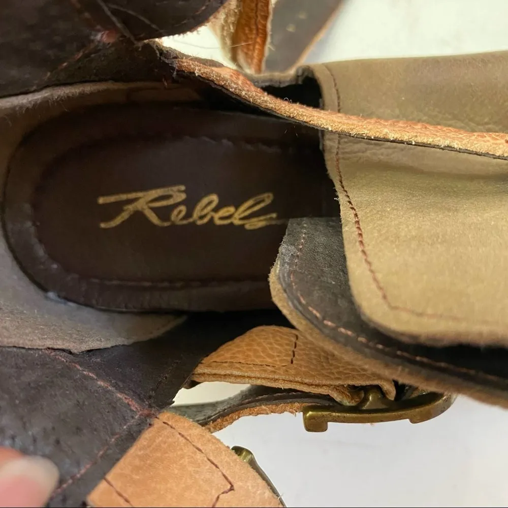 Rebel's Tan Brown Suede Cutout Ankle Boot Size 6 - Image 6