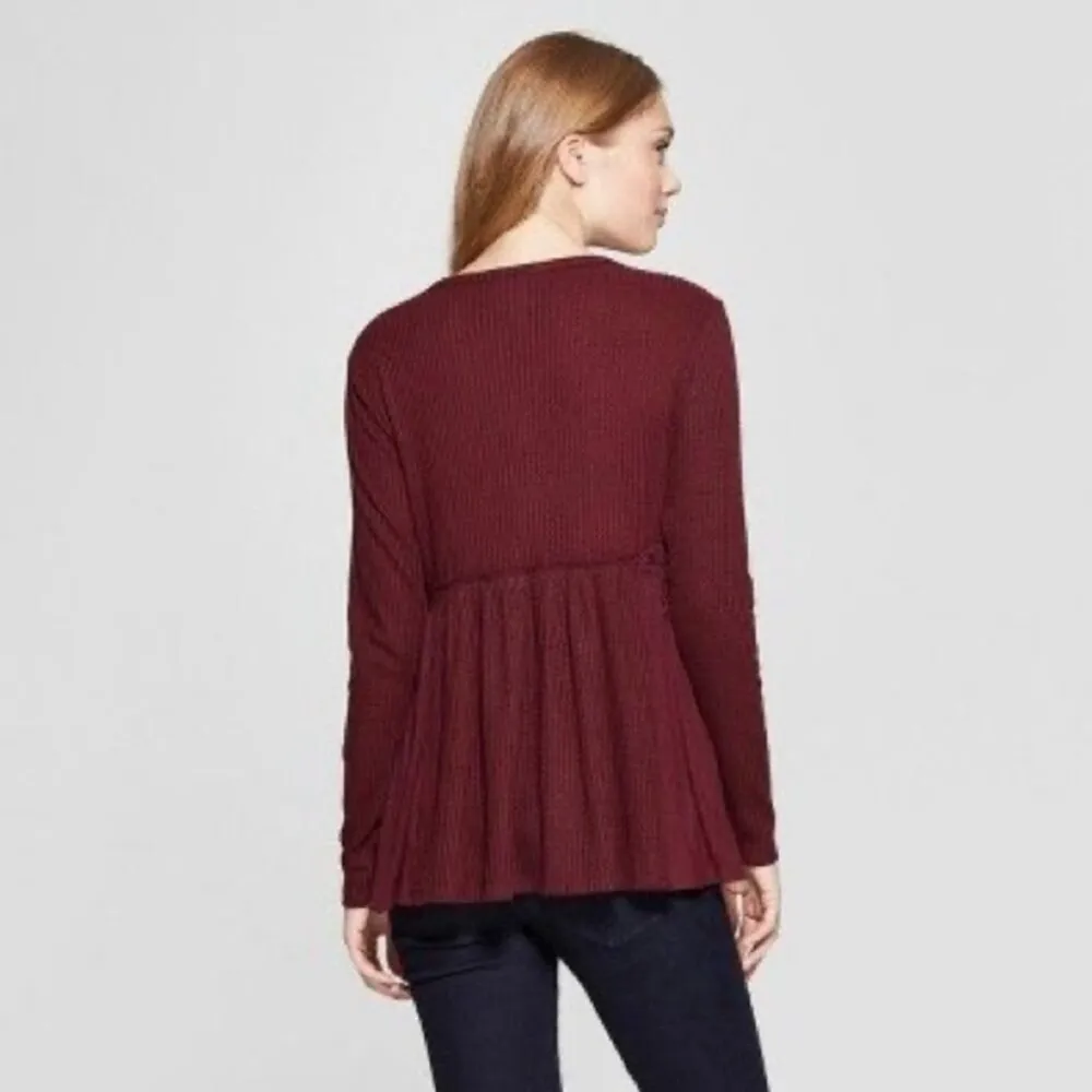 Knox Rose burgundy long sleeve waffle knit top lace detail size small O33 - Image 2