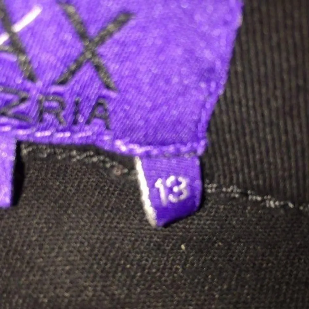 Miley Cyrus Maxazaria Black Jeans Juniors 13 Excellent Condition - Image 8