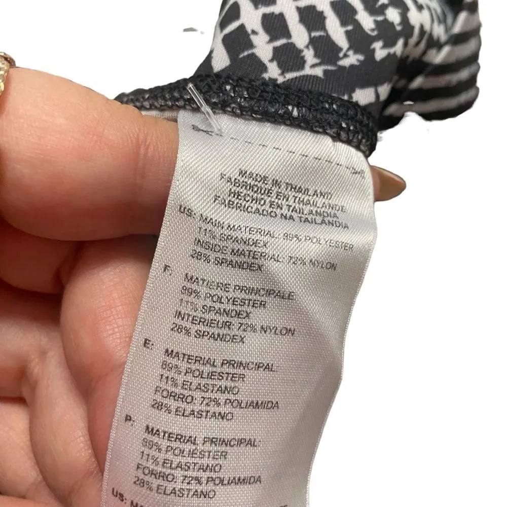 Adidas Women’s S‎ Cropped Capri Legging Black Abstract Geometric Stripe Pattern - Image 5