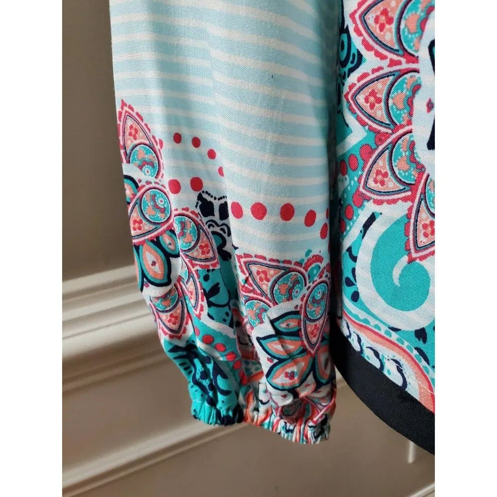 Red Camel Women's Green 100% Rayon Scoop Neck Long Sleeve Top Blouse Size Small - Image 4