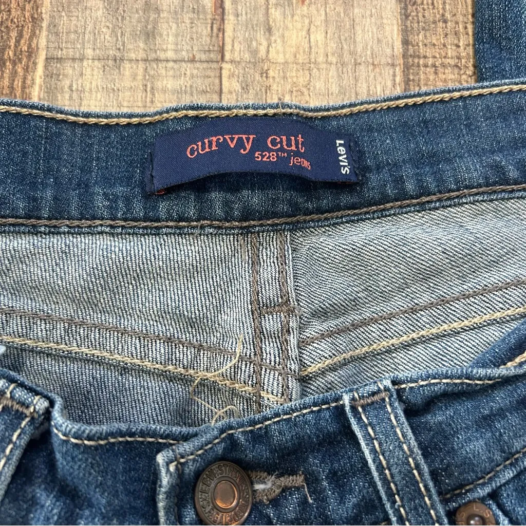 Levi’s 528 Curvy Bootcut Jeans Women’s 9 Long Dark Wash Stretch Denim Wide Leg - Image 3