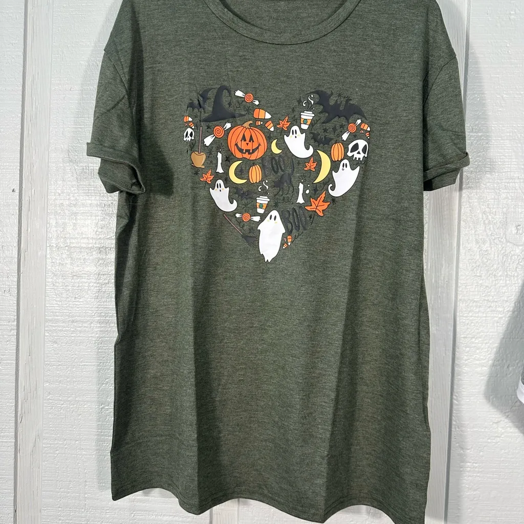 Green Halloween Theme Tshirt Size XL NWOT - Image 2
