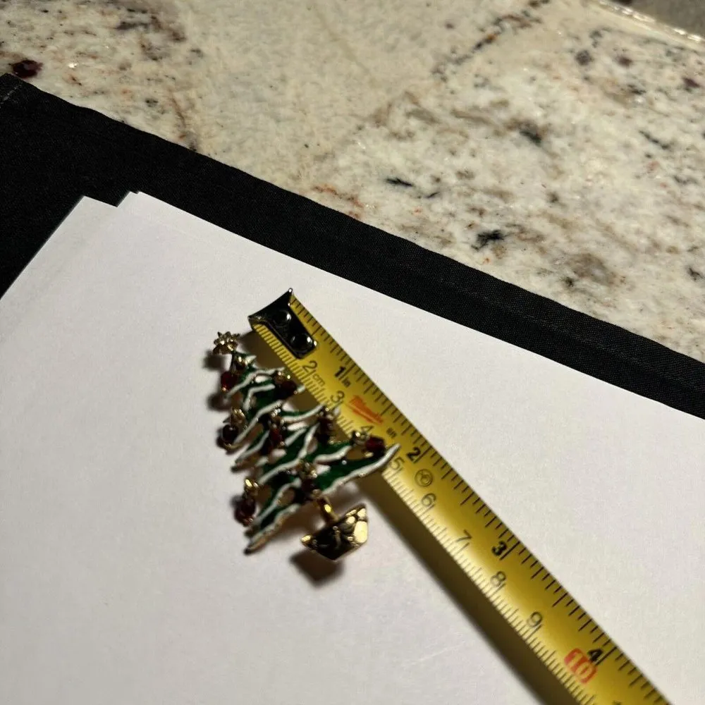 Signed Avon NR Holiday Brooch Pin Enamel Christmas Tree Red Bead NWOT Gold - Image 2