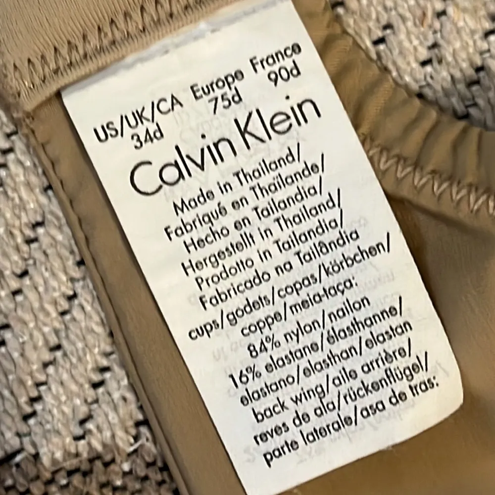 Calvin Klein lace underwire nude bra - Image 9