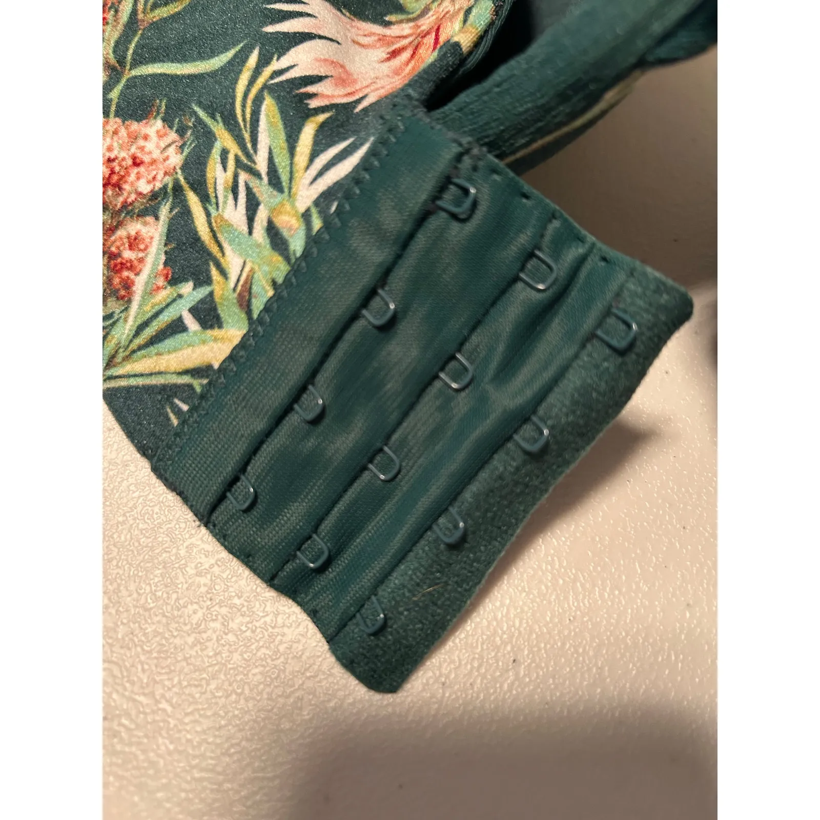 Cacique lightly lined full coverage beautiful deep green floral bra, size 44F - Image 5