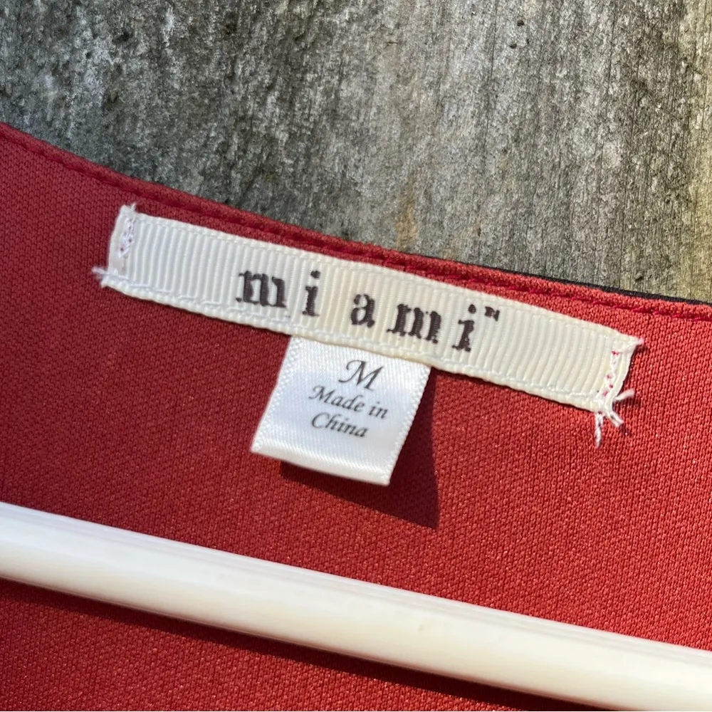 Boho flowy high low cranberry color dress size medium - Image 5