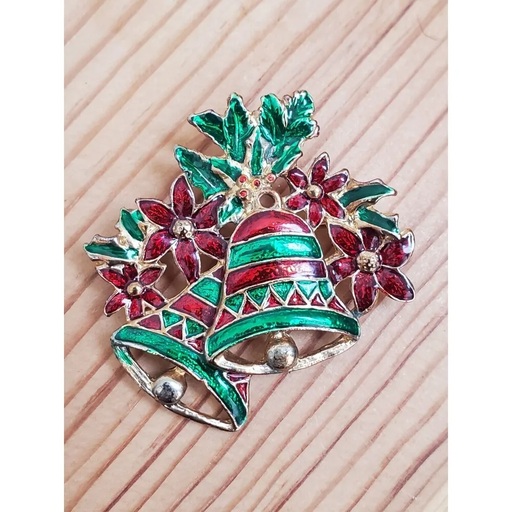 VTG Christmas Bells Brooch Gold Tone Metal Red Green Gold Enamel Hat Lapel Pin - Image 2