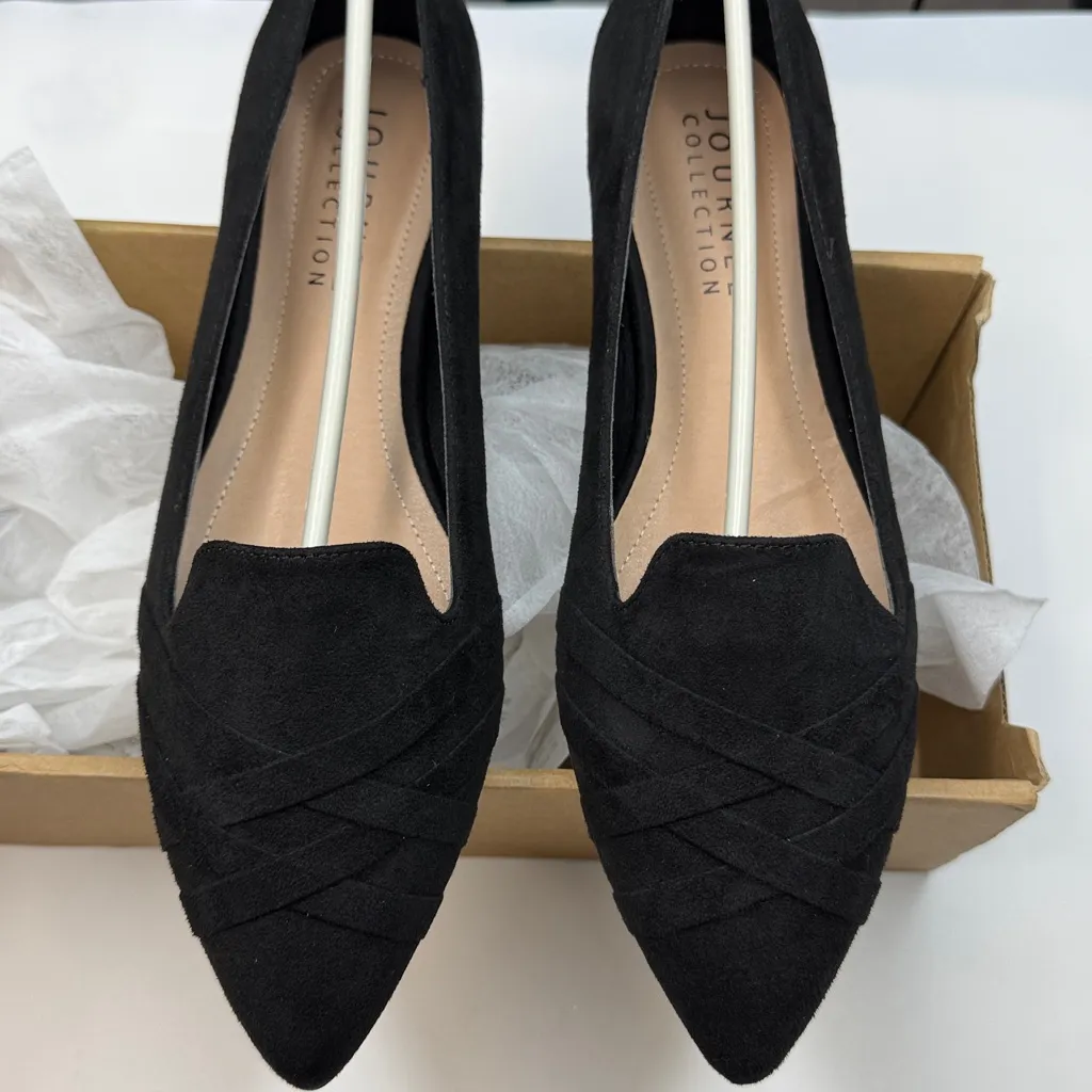 Journee Collection Women's Mindee Pointed Toe Flats- Size 10 - Image 8