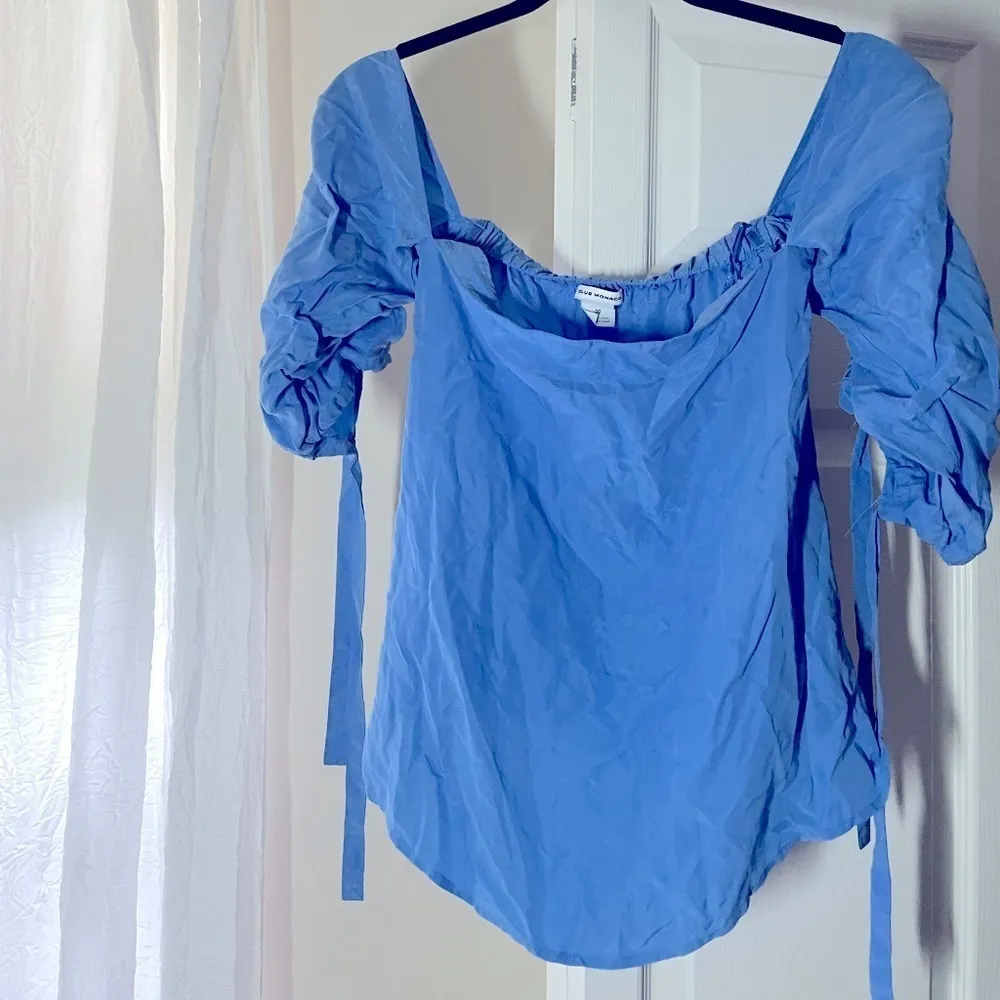 Club Monaco silk top​​​​​ - Image 5