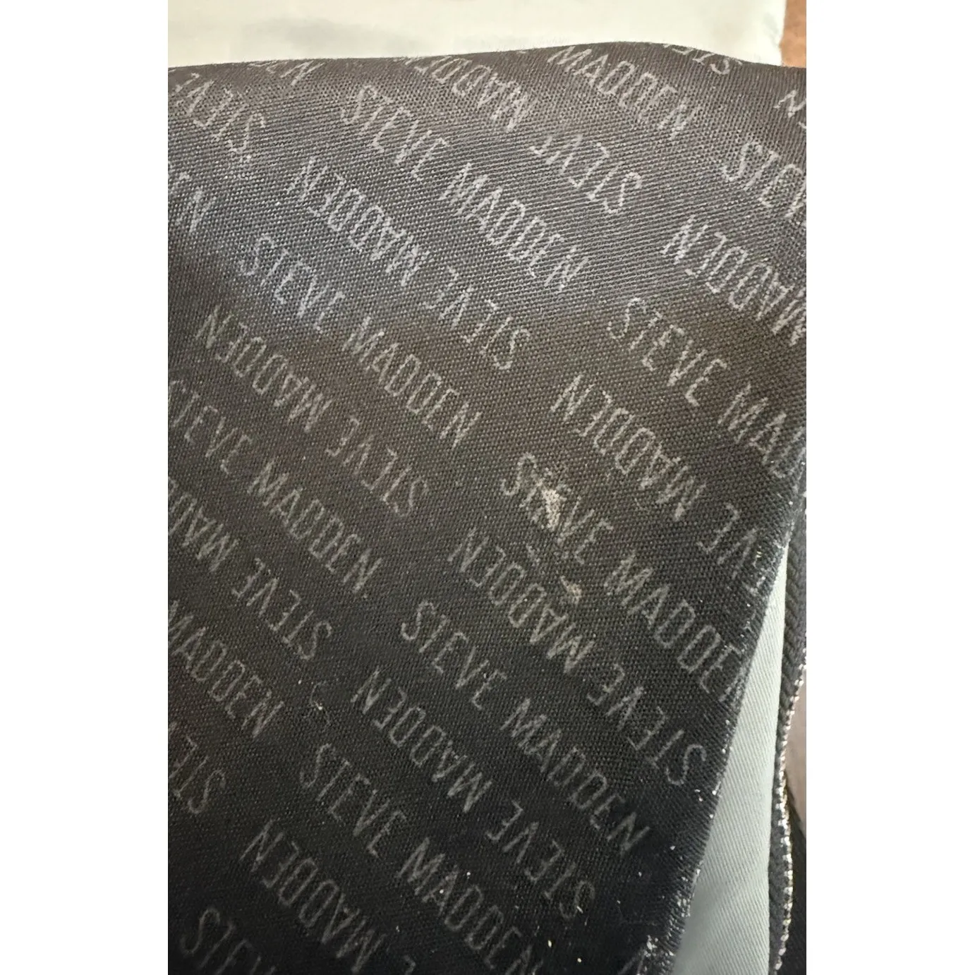 Steve Madden Jodie Crossbody Purse Bag Gray Quilted‎ Nylon Adjustable Strap Logo - Image 14