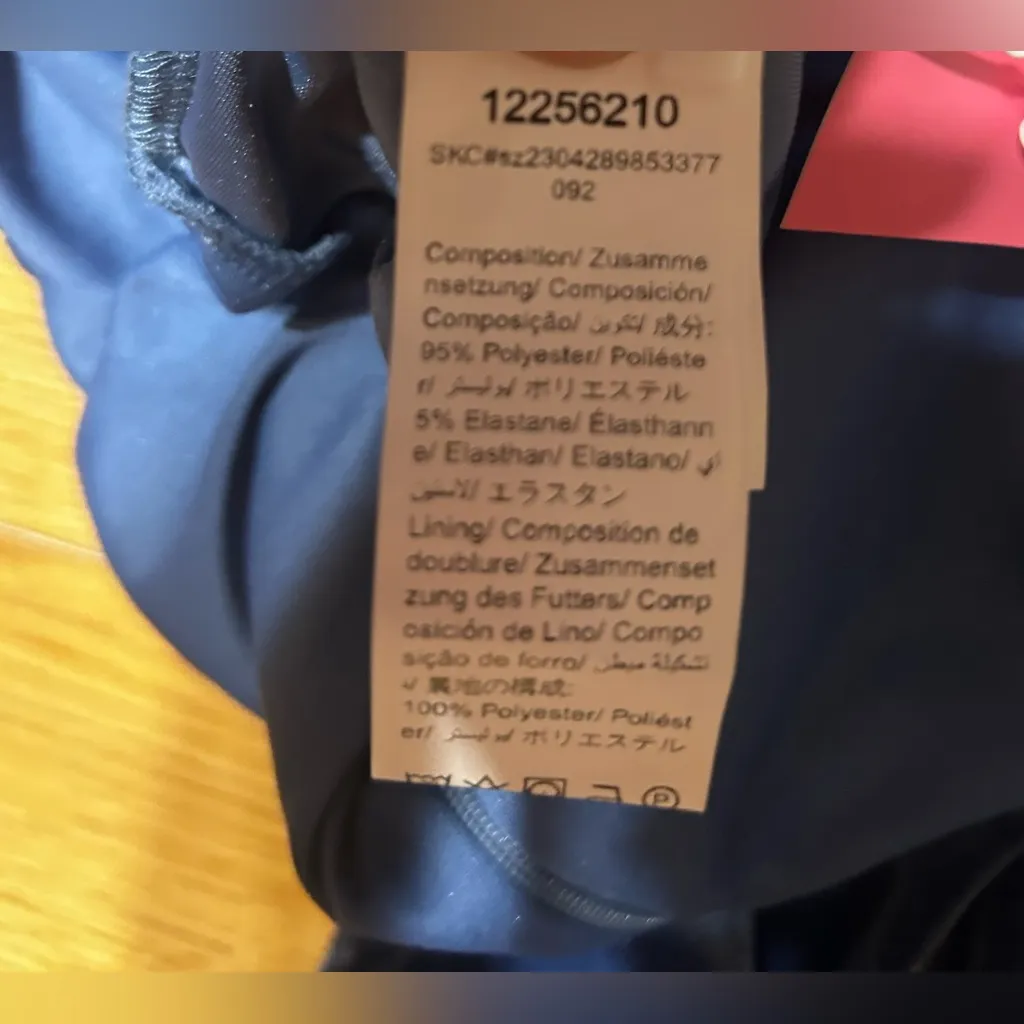 NWT Ladies Small SHEIN Belle blue Velvet Cami Jumpsuit w/adjustable straps. - Image 10