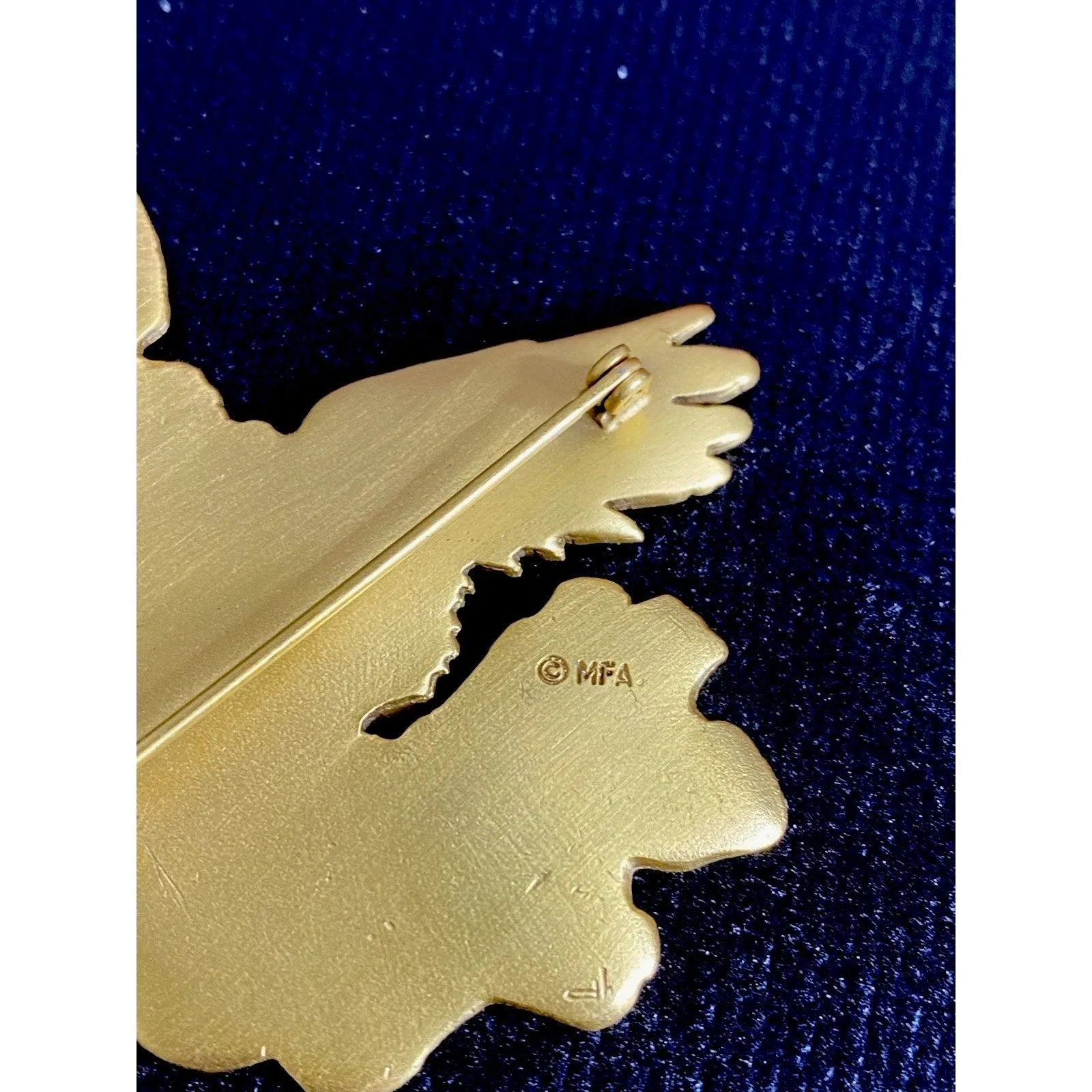 Vintage Signed MFA Angel Lady W/Wings Museum of Fine Arts Boston GoldTone Brooch Gold - Image 4