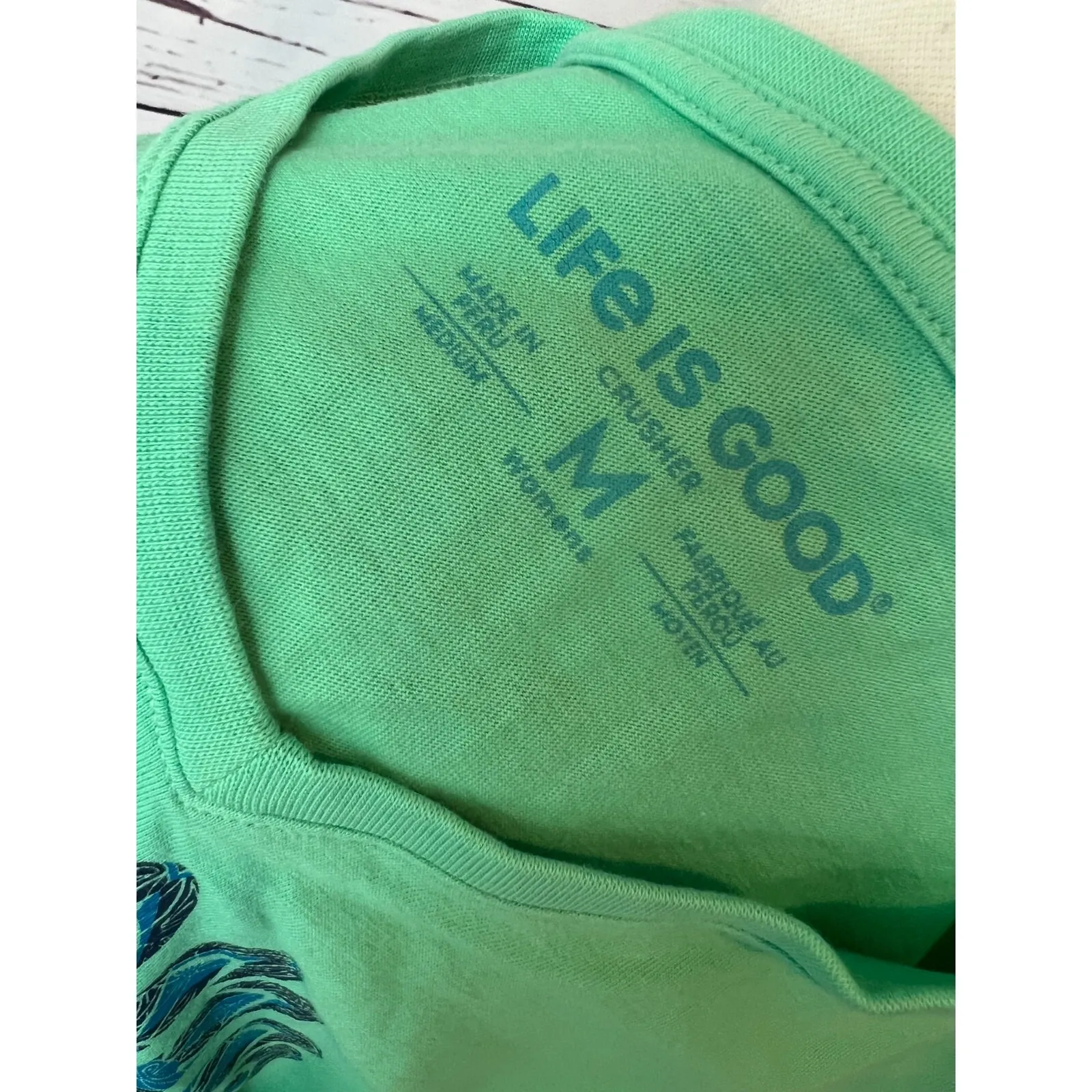 Life is Good Tee Shirt Medium Crusher Graphic T-Shirt Green Floral Flip Flops - Image 2