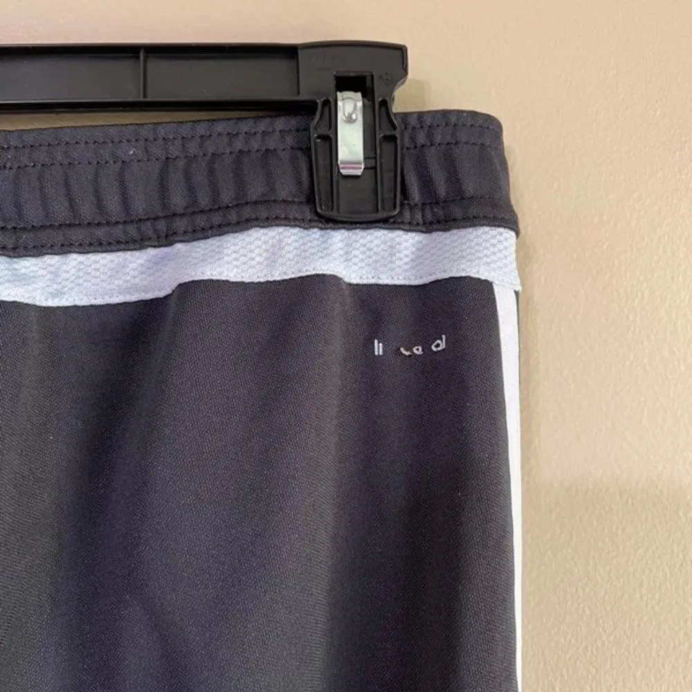 Adidas  medium grey sweat pants - Image 3