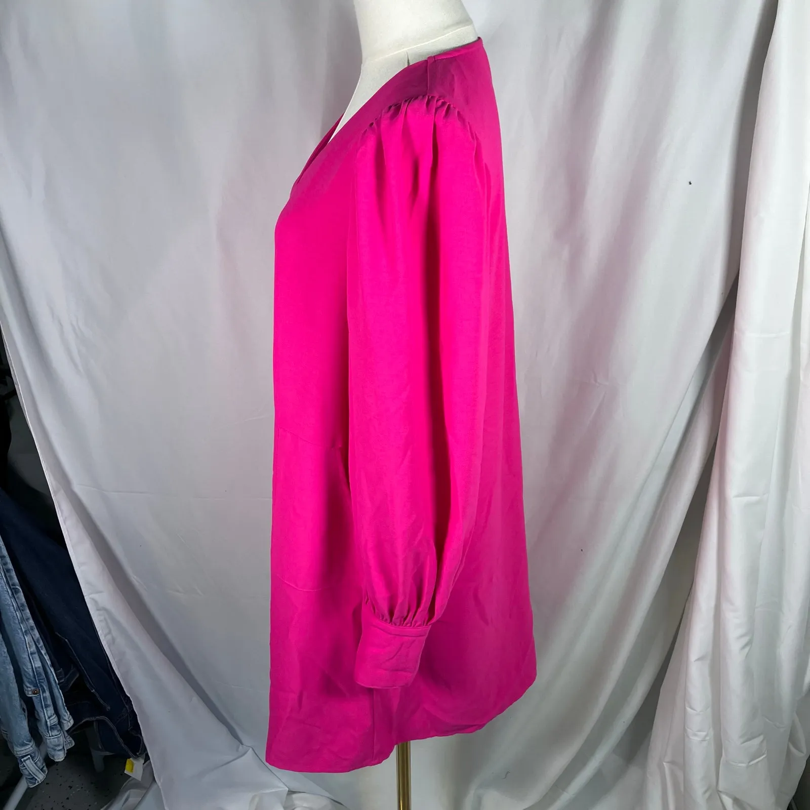 Easel Los Angeles Pink Long Sleeve V - Image 8