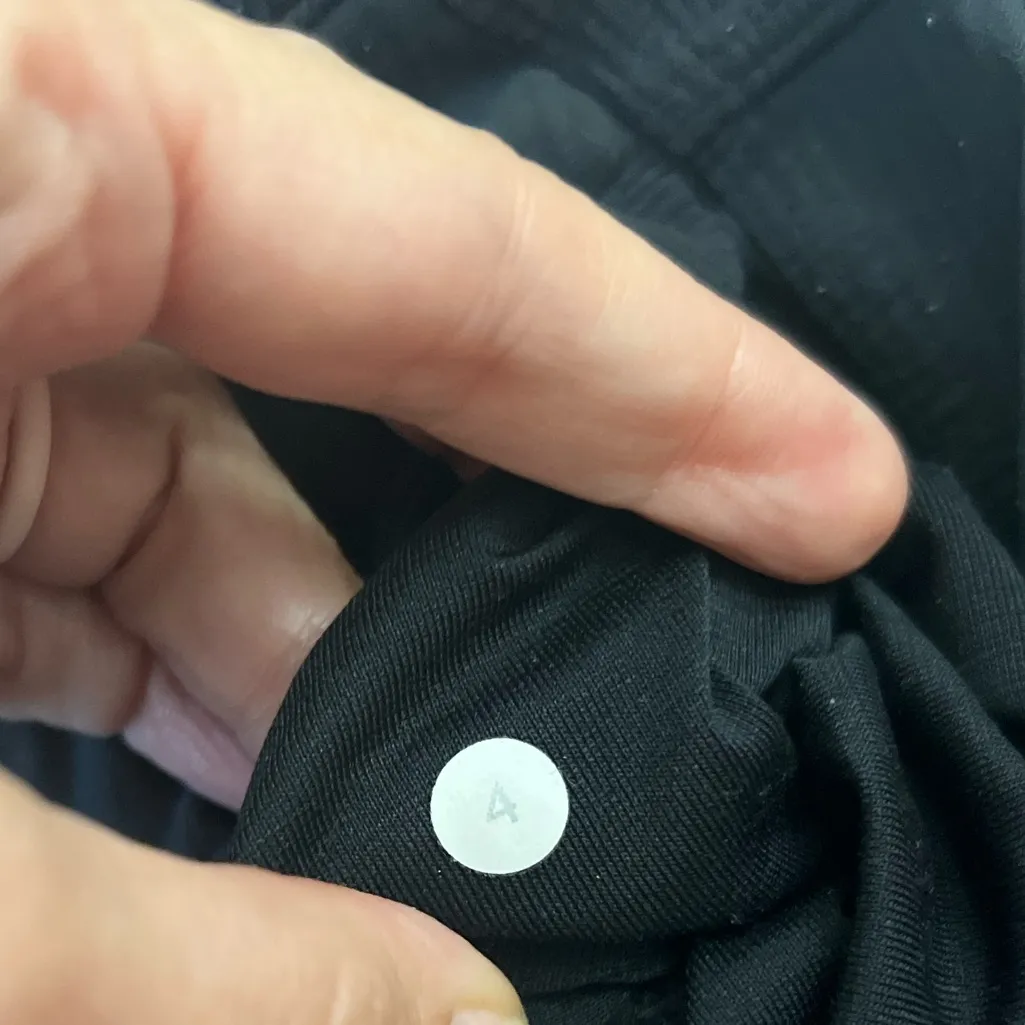 Lululemon Dance Studio Crop Pants Black Adjustable Drawstring Size 4 - Image 2