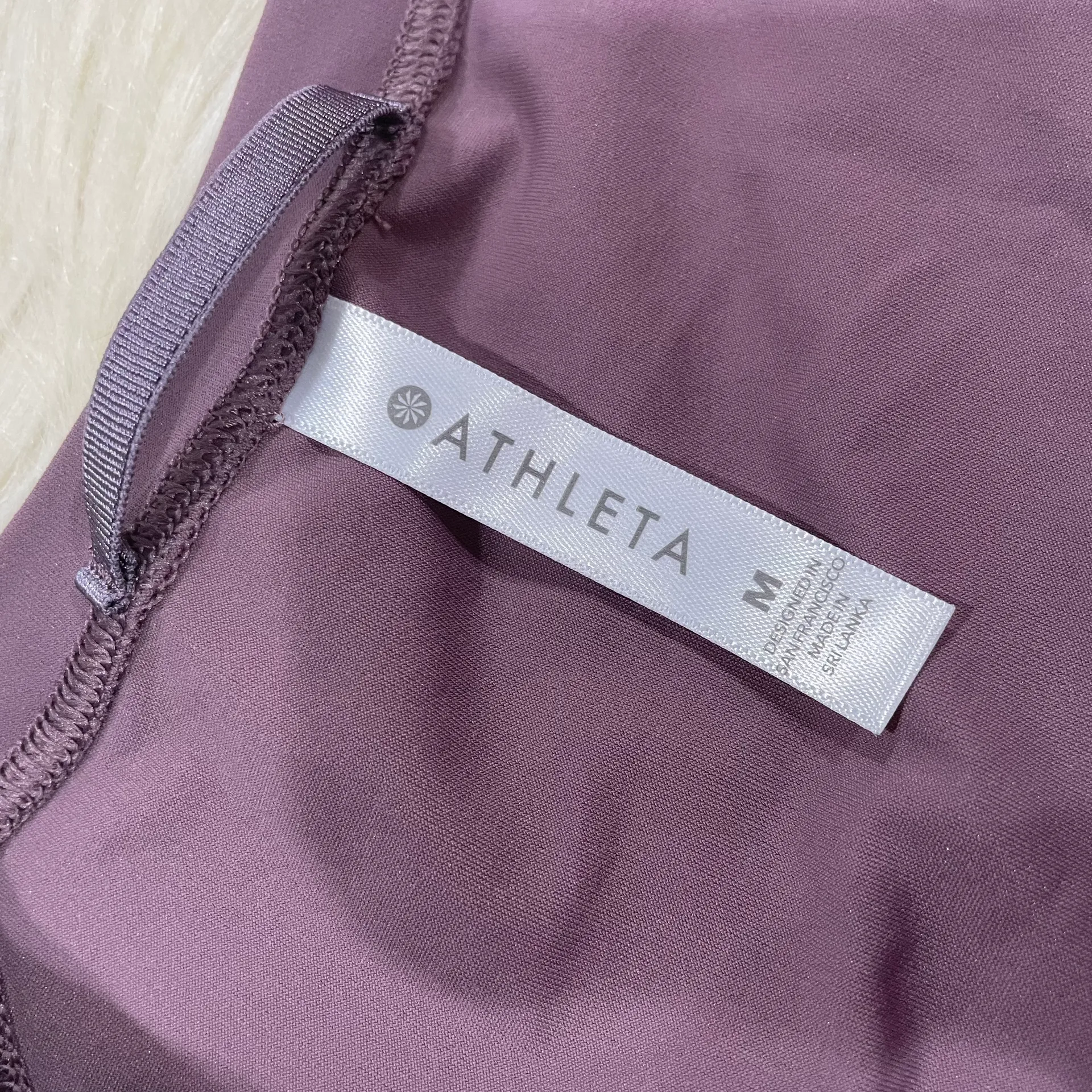 Athleta T-shirt - Image 3
