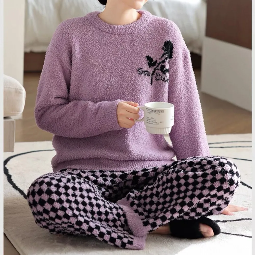 Y2K Women’s loungewear Set with Rose Print Purple - Image 6