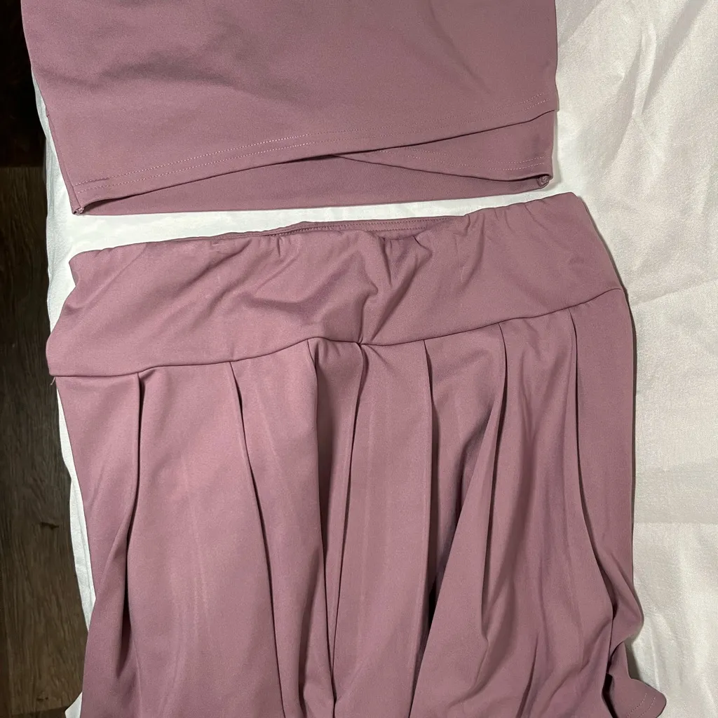 Purple matching crop top & pleated athletic tennis golf skirt workout set sz M Size M - Image 11