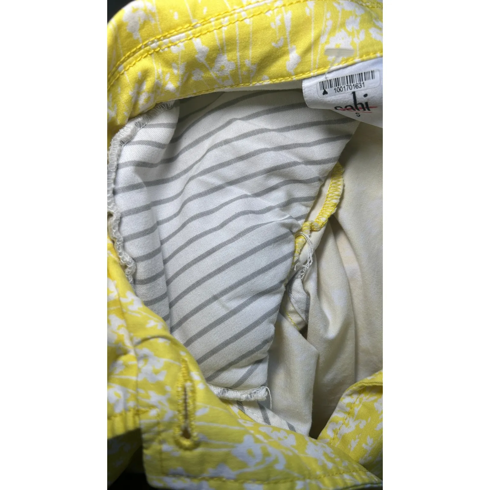 CAbi Yellow Floral Print Utility Jacket Button Front Lightweight Size Small - Image 7