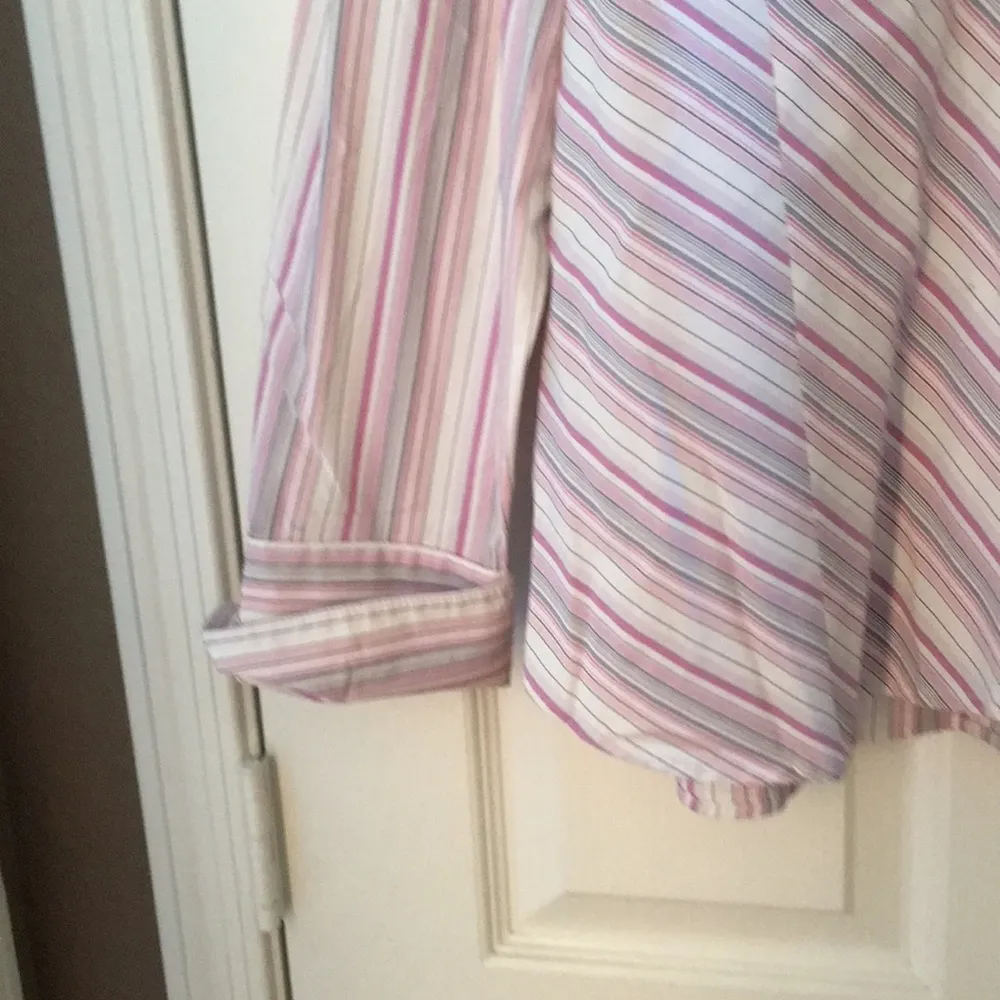 FINAL MARKDOWN Ladies worthington blouse 18 - Image 2