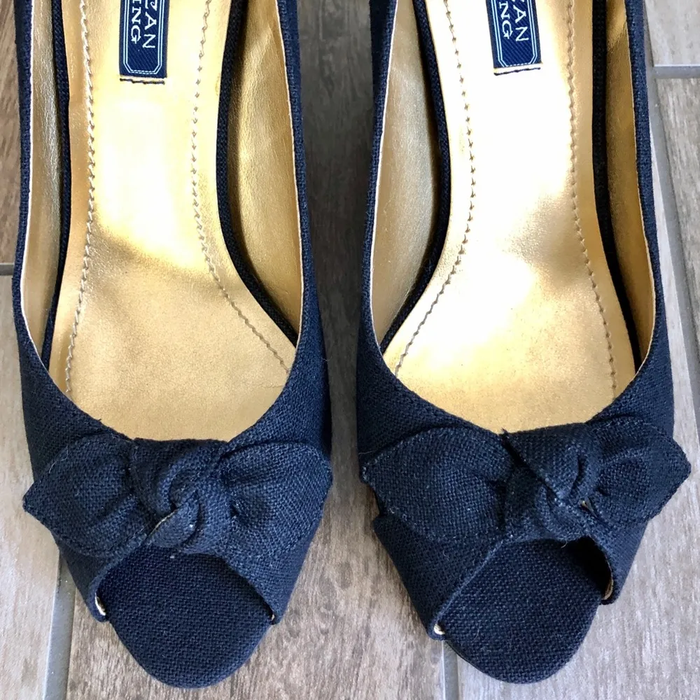 Consuelo Black Open Toe Bow Tie Fabric Heels, sz. 7 - Image 2