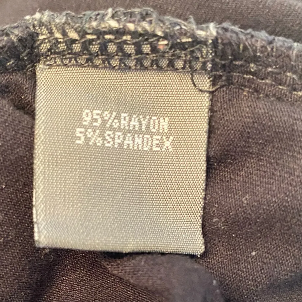 Kenneth Cole  Reaction| Black wrap top - Image 7