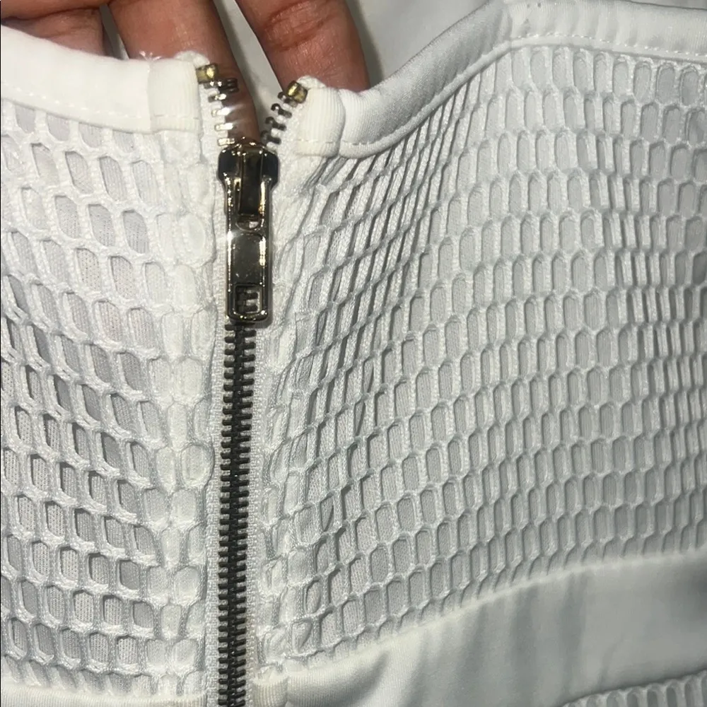 Gorgeous White Crochet Mesh Sleeveless Dress M - Image 10