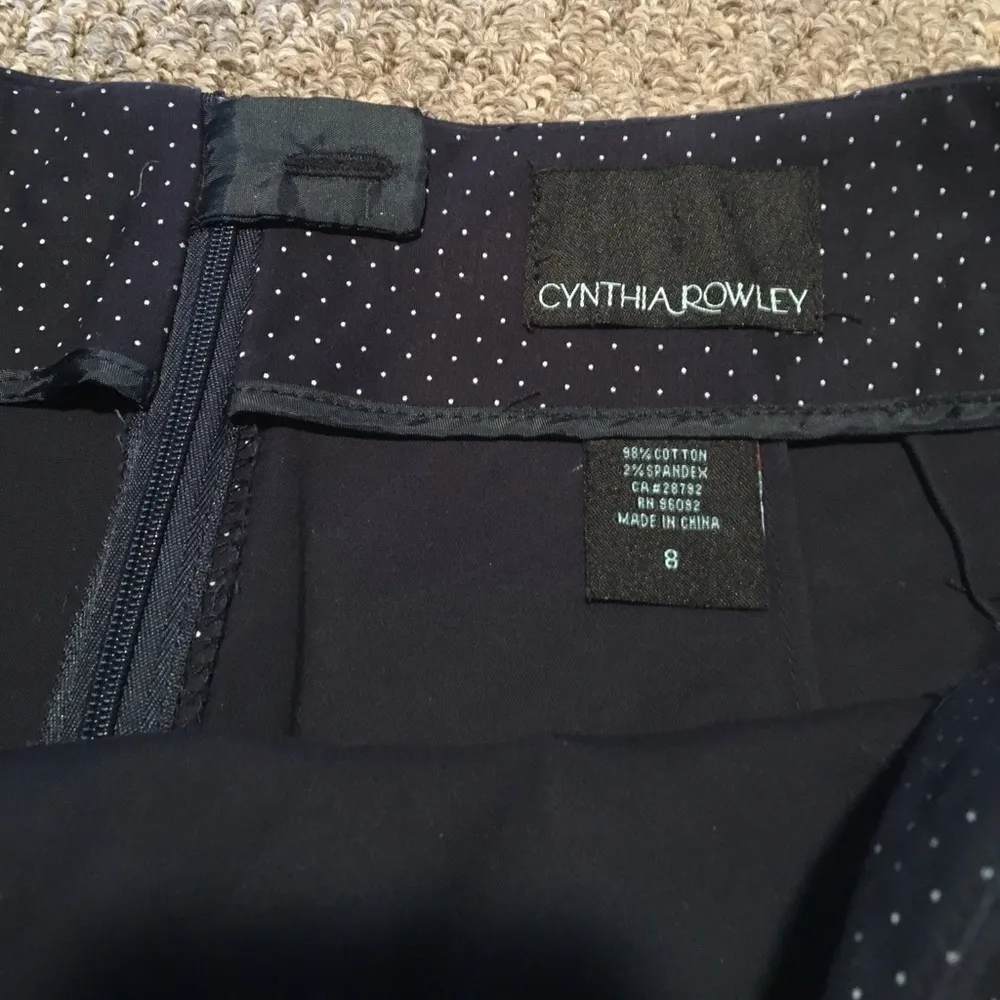 NWOT CYNTHIA ROWLEY NAVY POLKA DOT PENCIL SKIRT - Image 3