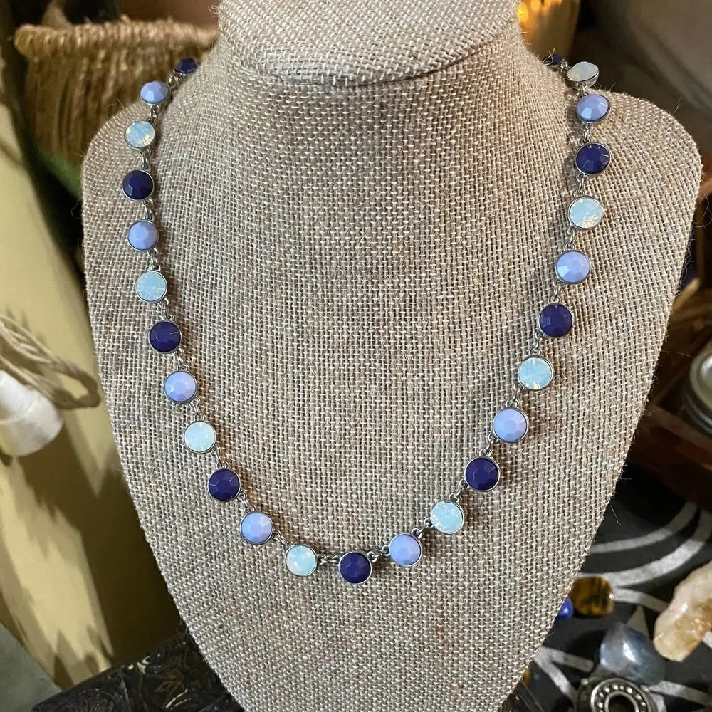 C. Wonder silver - Image 3