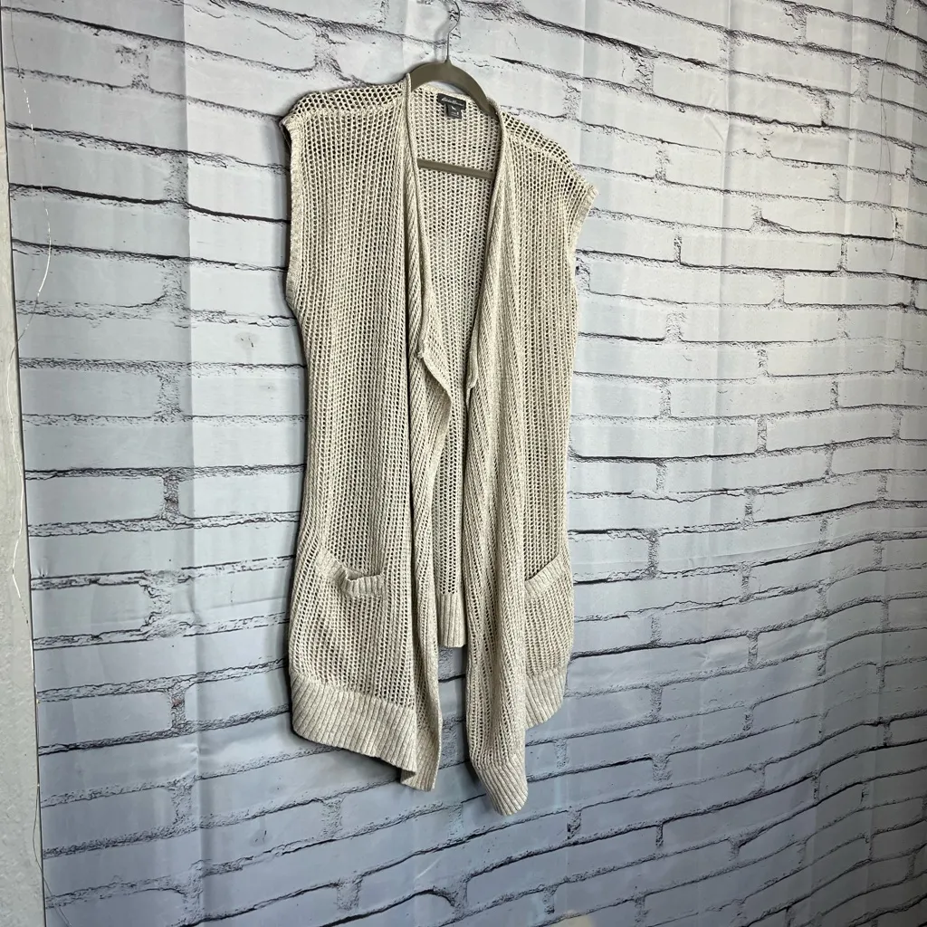 Eddie Bauer Cream Knit Cardigan Vest Women’s S Open-Front Sleeveless Minimalist - Image 2