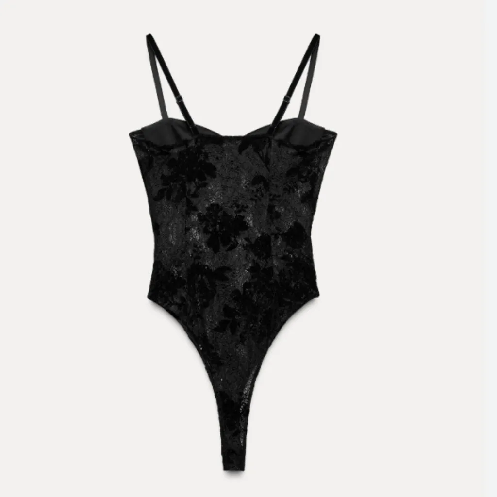 NWT ZARA Bodysuit Lace Mesh  Velvet Detail Festive Days Collection Black Medium - Image 2