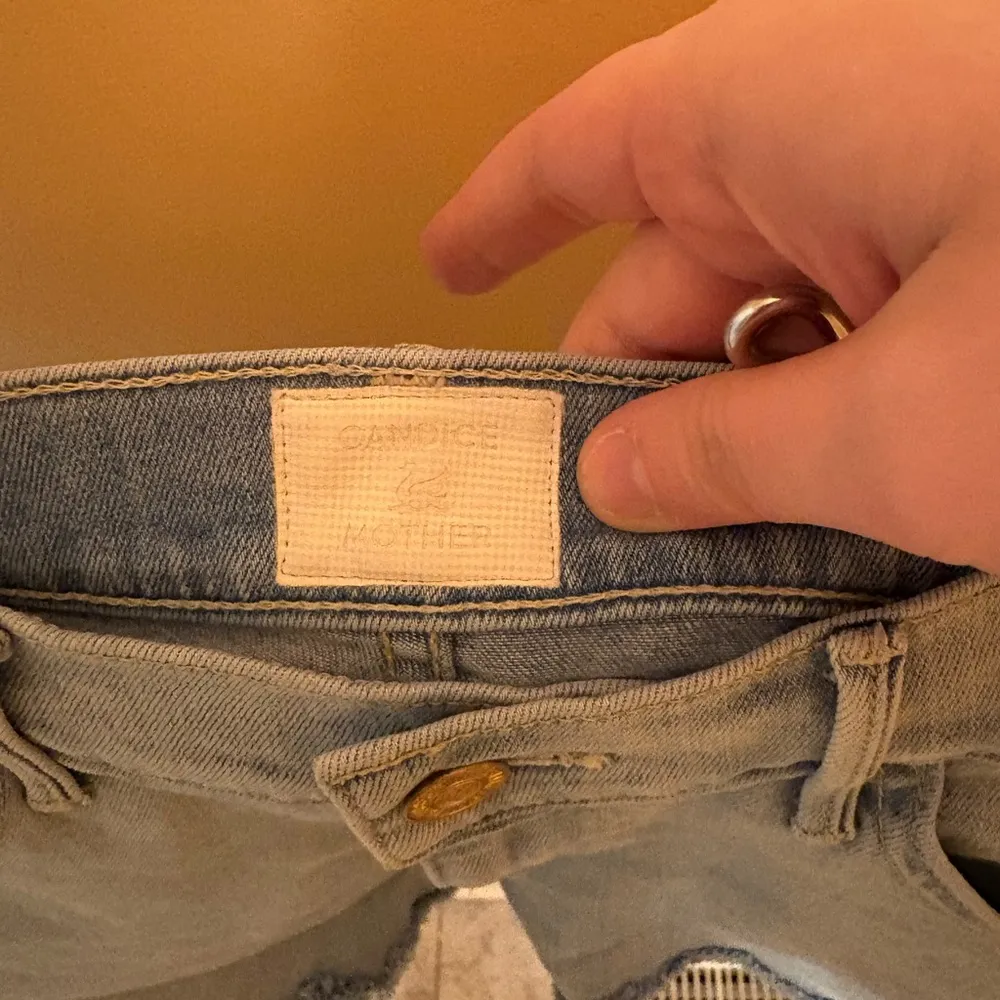 Mother x Candice Swanepoel Swooner Fray Shorts in The Angel with 100 Wings - Image 7