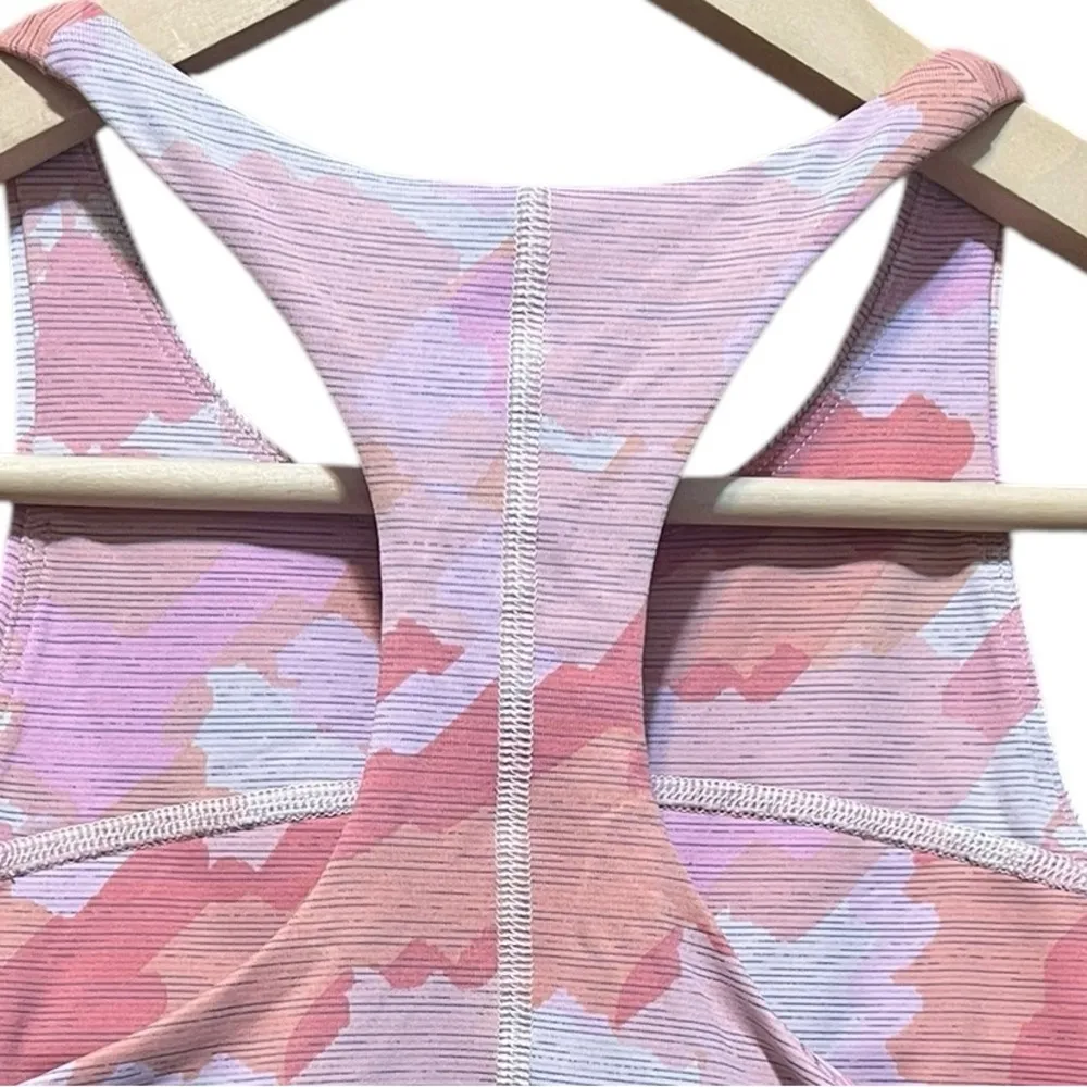 Outdoor Voices Techsweat Camo Coral Longline Sports Bra Size Small - Image 8