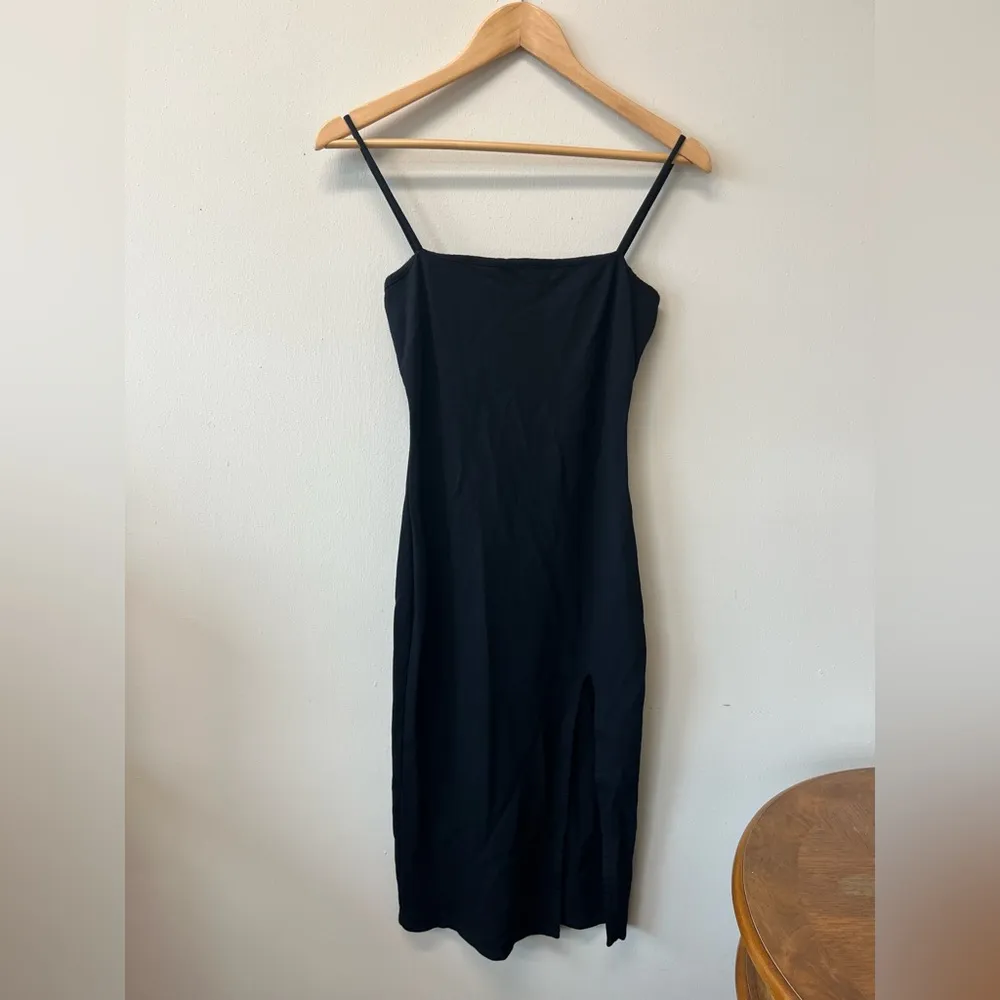 Lovers + Friends Skyler Midi black dress - Image 4