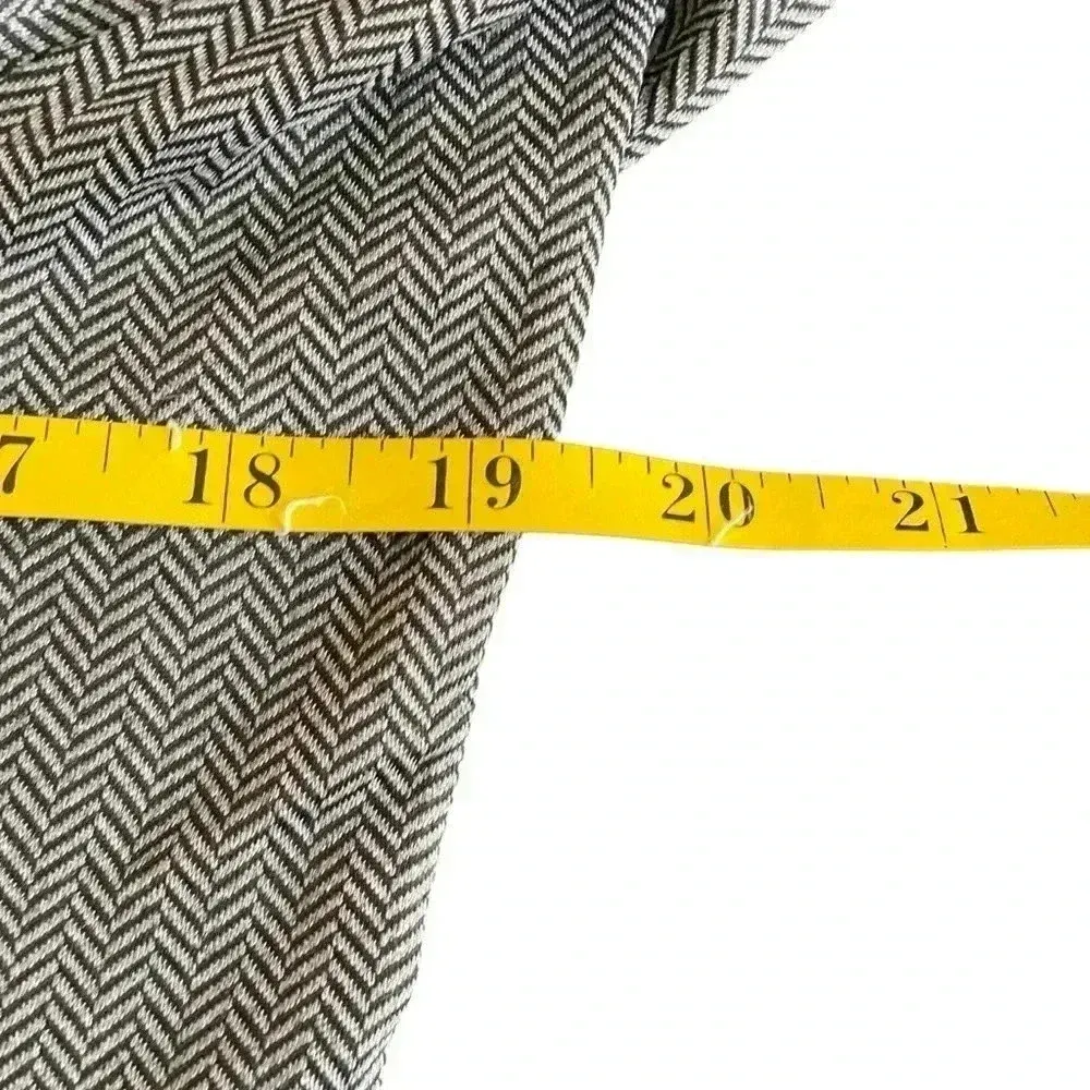 5.11 Tactical Donna Black Herringbone Hoodie Women’s Size S Thumb‎ Holes Casual - Image 5