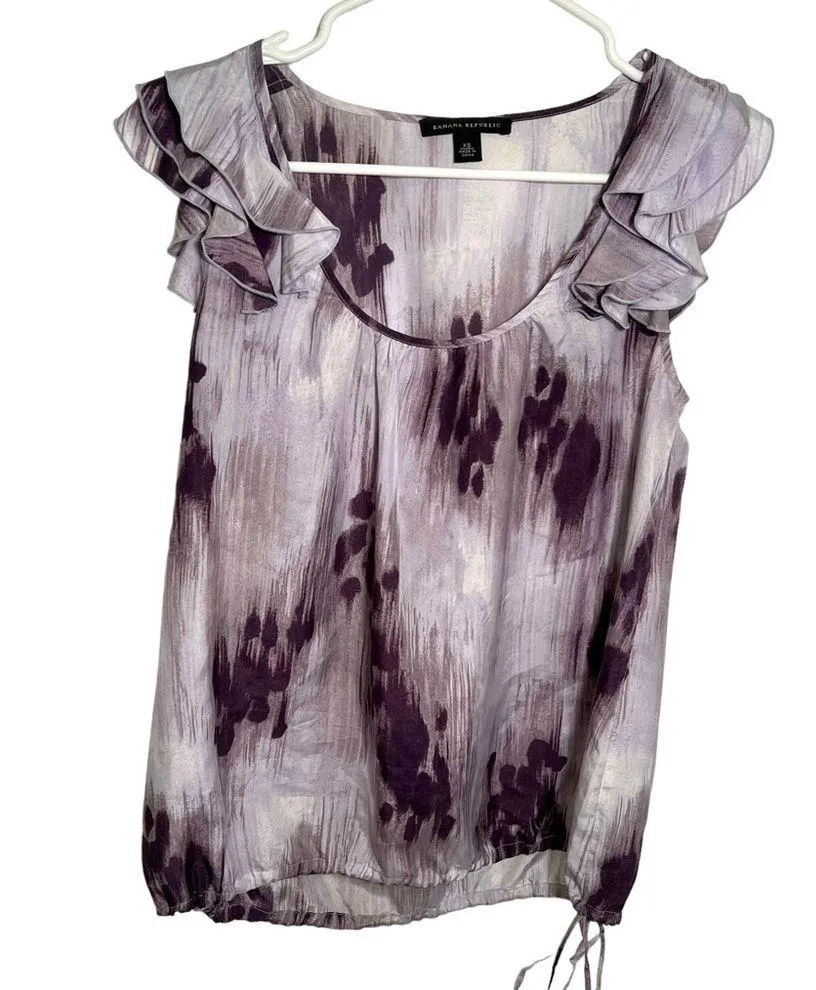 Banana Republic Sleeveless Blouse Purple Floral Ruffle - Image 3