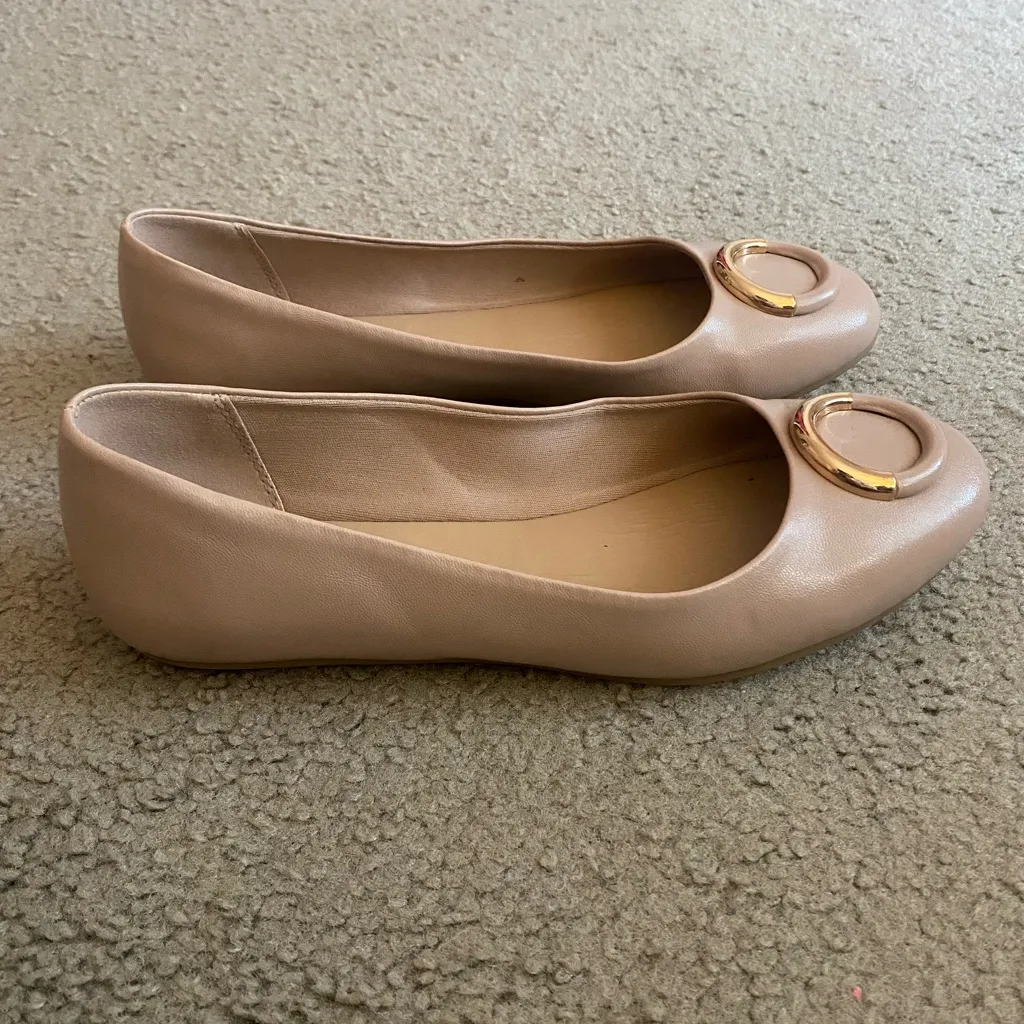 Lauren Blackwell Nude Flats with Gold Accent - Image 2