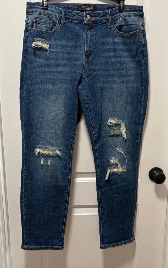 Judy Blue Boyfriend Fit Jeans size 13 Waist 31 Distressed Waffle Thermal Patch - Image 1
