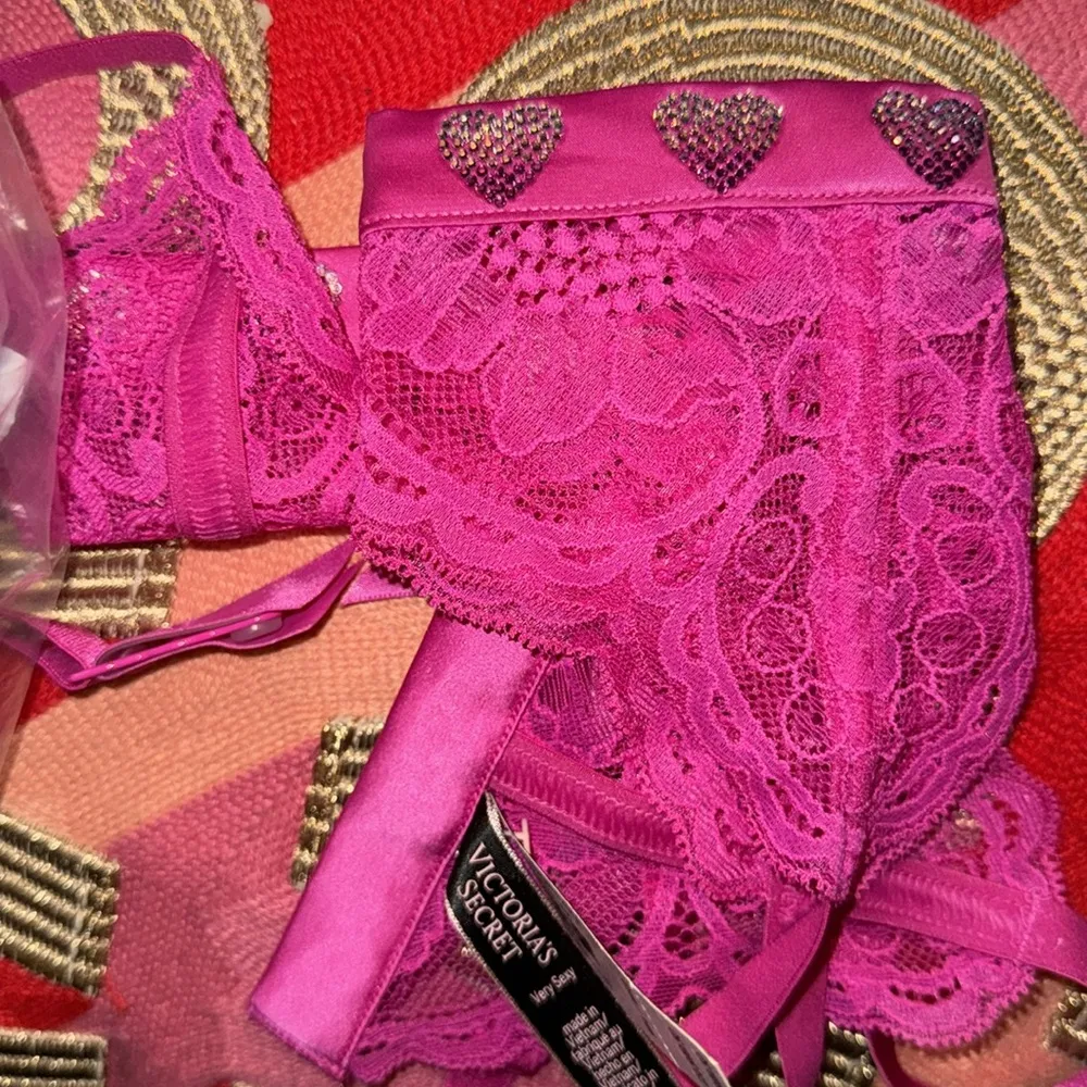 VERY SEXY
Shine Strap Lace Garter Belt‎ - Image 6