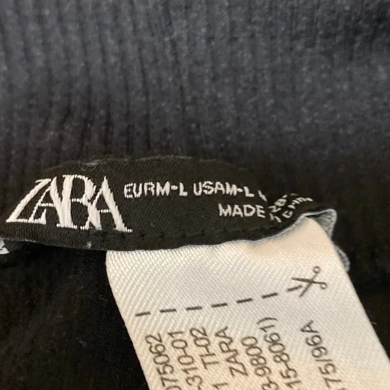 Zara Women's Black Sleeveless Rib Knit Turtleneck Crop Sweater Tank Top Size L - Image 3