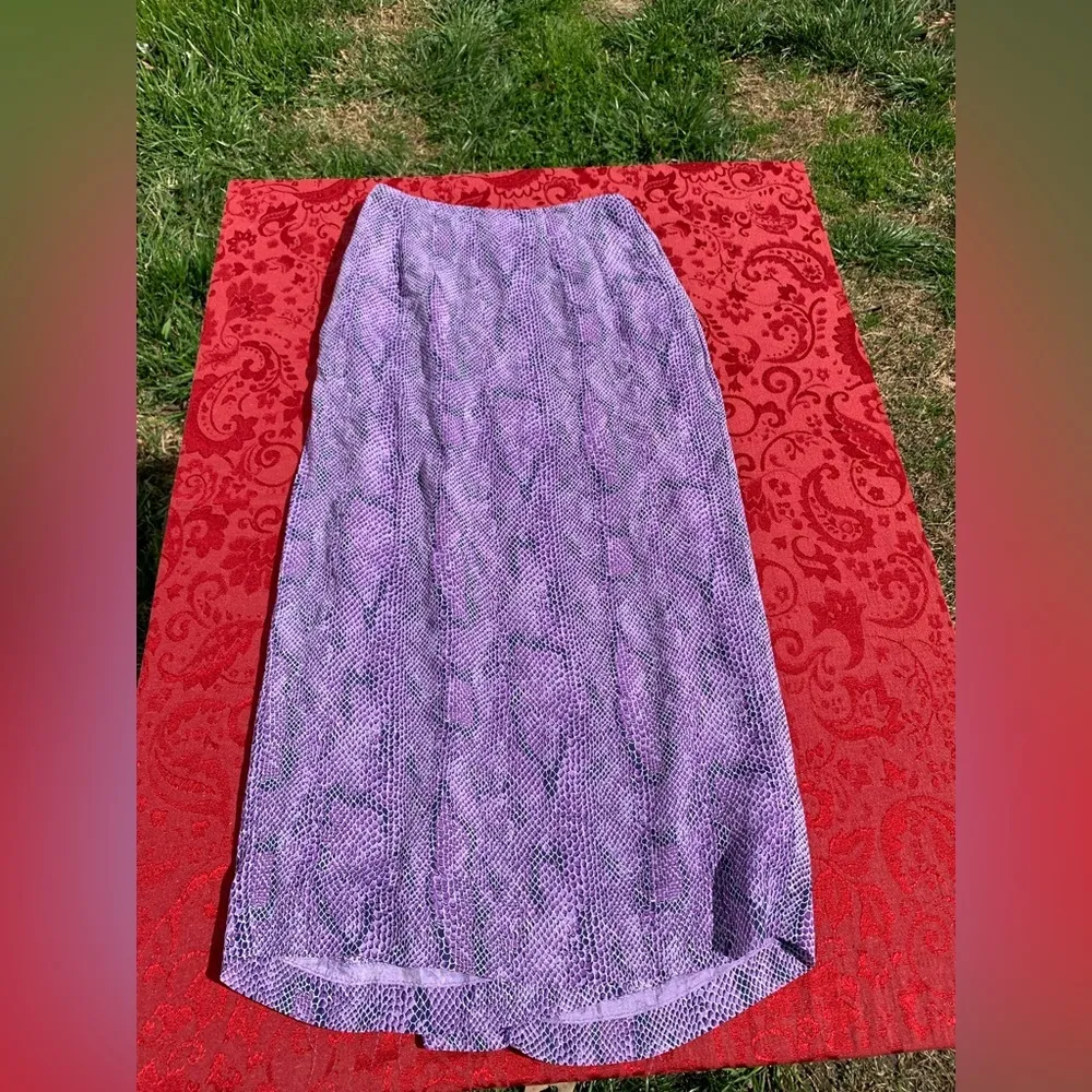 Gianni Bini Women Purple‎ Skirt 6 Snake White Rayon Vintage Spring Summer Light - Image 4