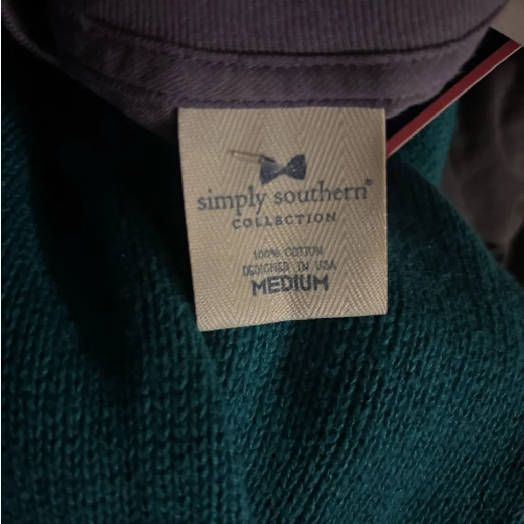 SIMPLY SOUTHERN FISHING LURES USA UNISEX T-SHIRT size medium new with tags - Image 4