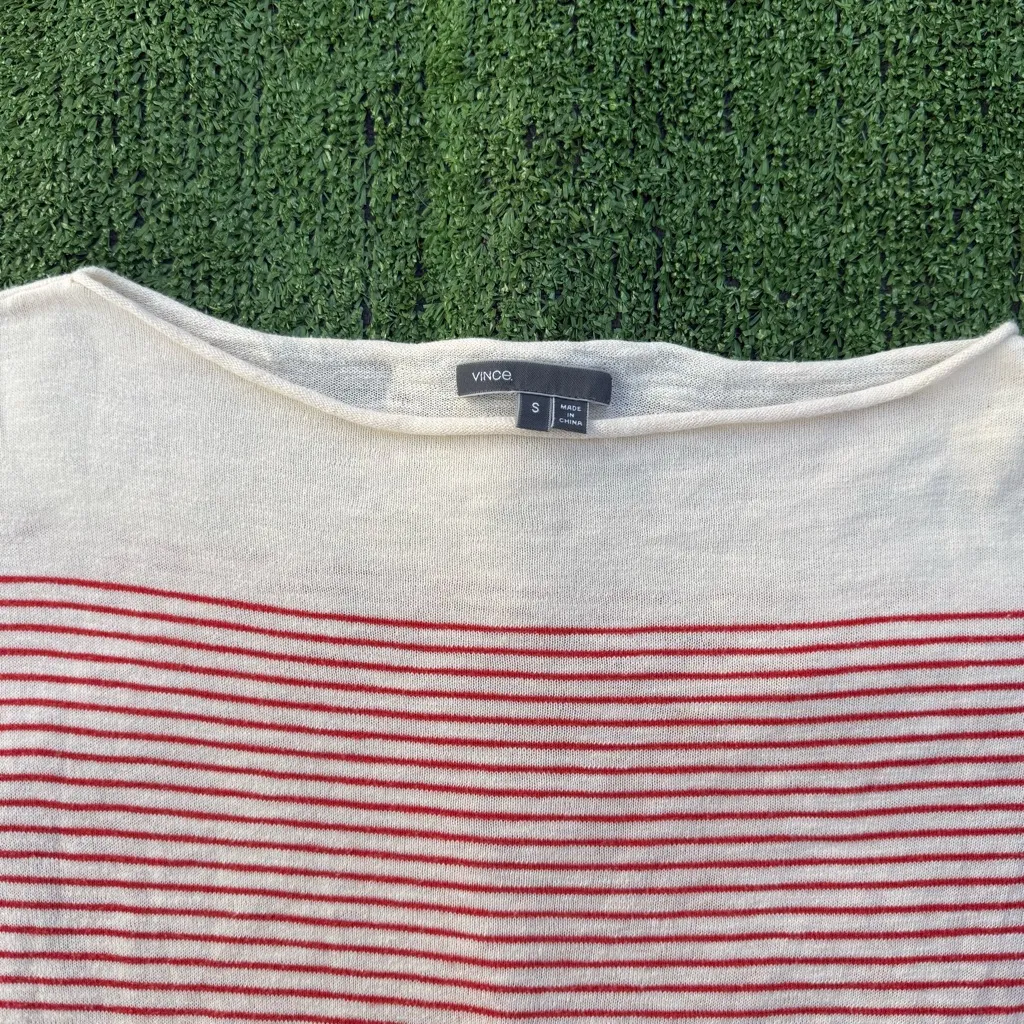 Vince. Boatneck rolled hem ivory and red Striped Long Sleeve Sweater, size small - Image 3