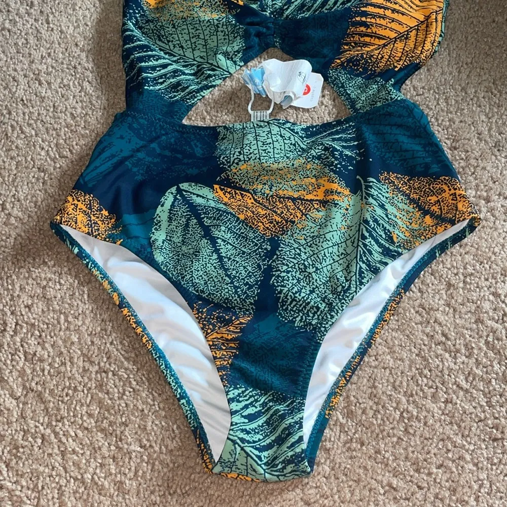 Cupshe One Piece Swimsuit - Blue and Orange Leaf Print size medium swim wear NWT - Image 3