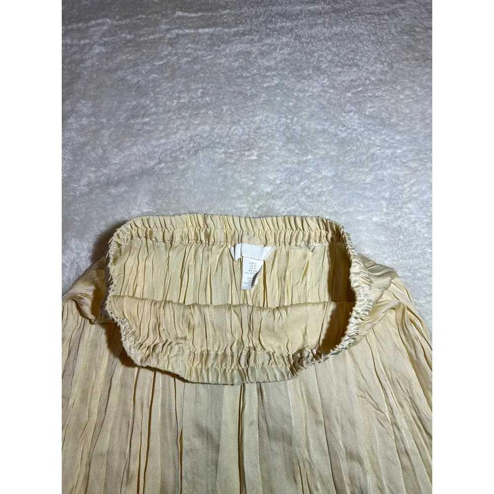 H&M Beige Midi Skirt Size‎ Small - Image 3